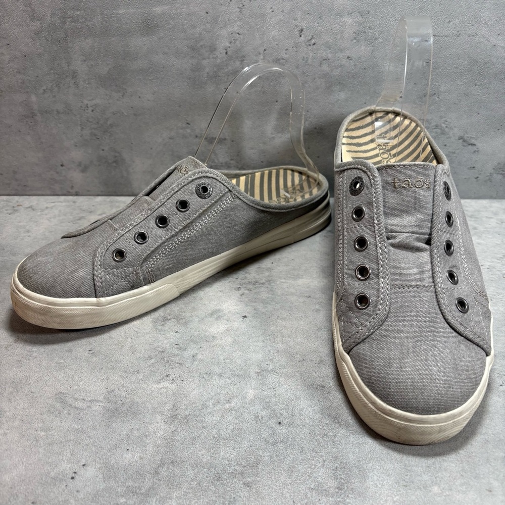 Taos EZ Soul Shoes Women's 10 Gray White Canvas Slip‎ On Mule Comfort Sneakers